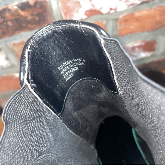 Black Rainboots - Picture 3 of 5